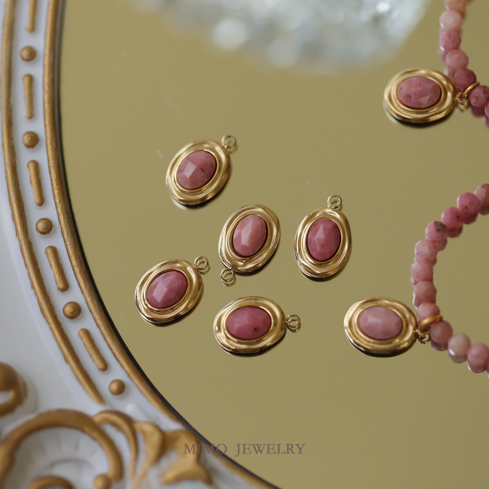 Rose Gold Bracelet - จี้หินสีแดงทรงเหลี่ยมเคลือบทองไทเทเนียม 1 ชิ้น สำหรับทำเครื่องประดับ DIY อุปกรณ์ตกแต่งสร้อยข้อมือ