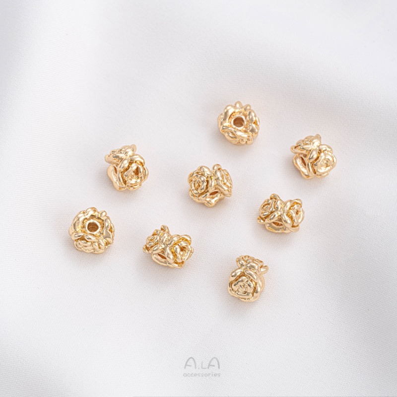 พวงหรีดดอกกุหลาบขนแกะเคลือบทอง - Rose Gold Bracelet บทวิจารณ์และราคา