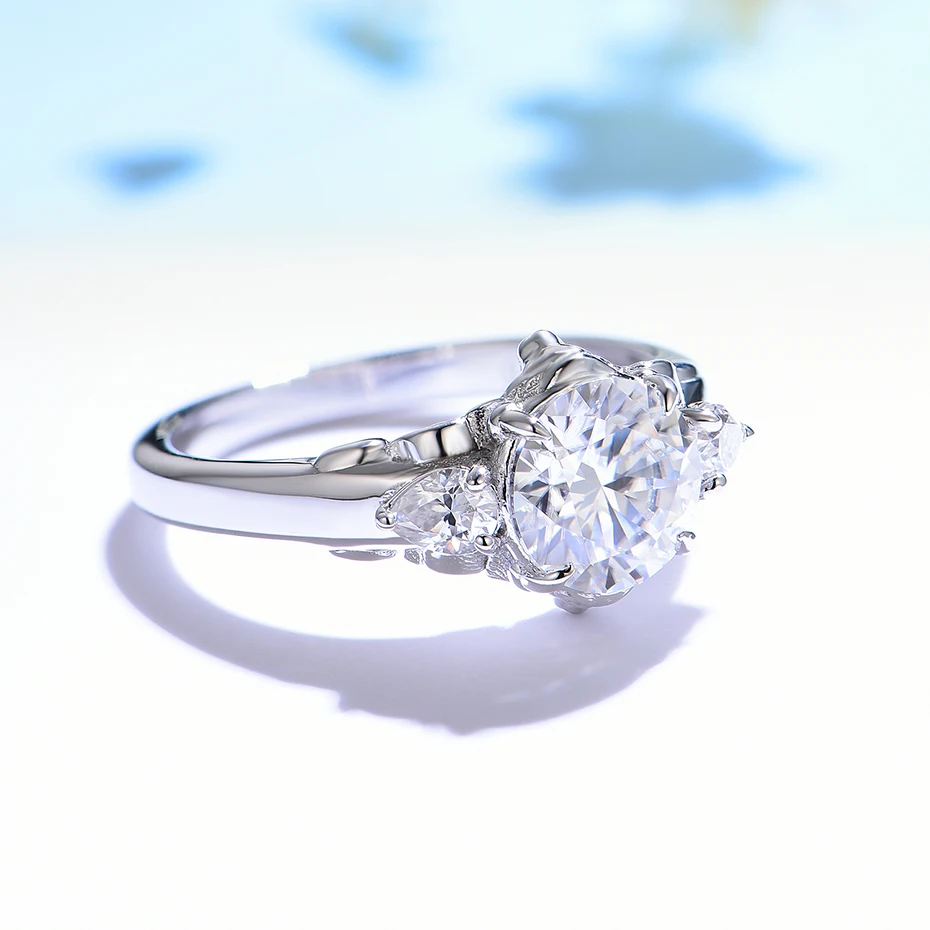 แหวนมอยซาไนต์ทรงกลม 7.5 มม. D  - Moissanite Ring บทวิจารณ์และราคา