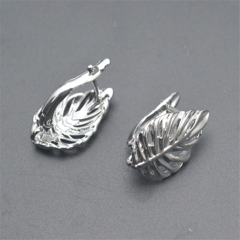 ต่างหูแบบตะขอเกี่ยวรูปใบไม้ ชุ - Gold Plated Ring บทวิจารณ์และราคา